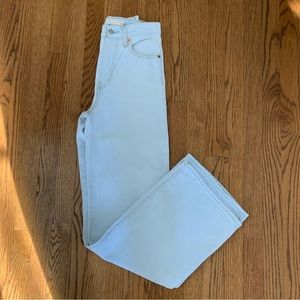 Levi’s Ribcage Wide Leg VERY PALE BLUE 25 waist